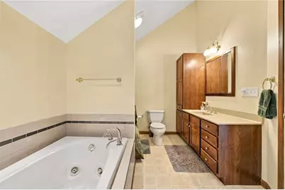 327 Sugar Run Rd, Franklin Township, PA 15370 - Photo 23