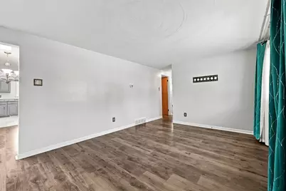 16 S Rolling Hills Ave, Hempfield Township, PA 15642 - Photo 5