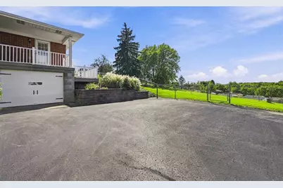 16 S Rolling Hills Ave, Hempfield Township, PA 15642 - Photo 39