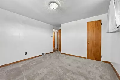 16 S Rolling Hills Ave, Hempfield Township, PA 15642 - Photo 27
