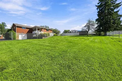 16 S Rolling Hills Ave, Hempfield Township, PA 15642 - Photo 43