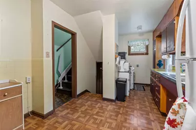 1085 Phillips Street, Baden, PA 15005 - Photo 7