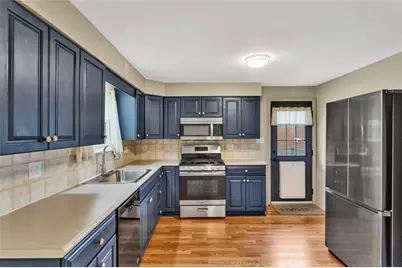 303 Pine Dr, New Stanton, PA 15672 - Photo 9