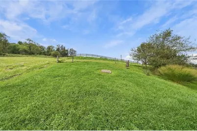 327 Sugar Run Rd, Franklin Township, PA 15370 - Photo 15