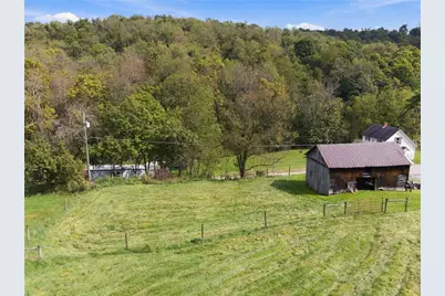 327 Sugar Run Rd, Franklin Township, PA 15370 - Photo 11