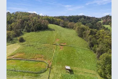 327 Sugar Run Rd, Franklin Township, PA 15370 - Photo 5