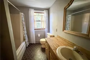 210 Courtney Pl, Pittsburgh, PA 15090 - Photo 21