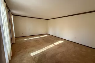 210 Courtney Pl, Pittsburgh, PA 15090 - Photo 5