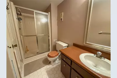 210 Courtney Pl, Pittsburgh, PA 15090 - Photo 17