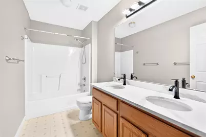 1619 Norman Dr, Pittsburgh, PA 15143 - Photo 37