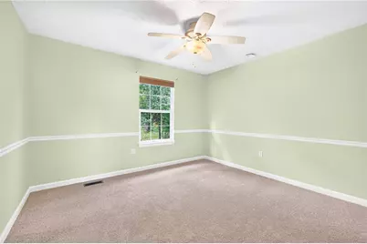 1619 Norman Dr, Pittsburgh, PA 15143 - Photo 35