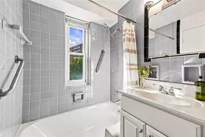 4625 Fifth Ave #205, Pittsburgh, PA 15213 - Photo 27