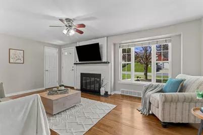 229 Orchard Spring, Scott Township, PA 15220 - Photo 5