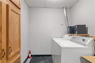 2923-2925 Brownsville Rd, Pittsburgh, PA 15227 - Photo 19