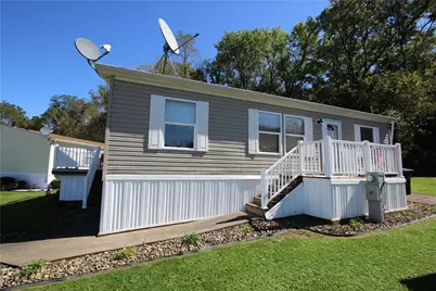 122 Eagle Pointe Dr, New Eagle, PA 15067 - Photo 1