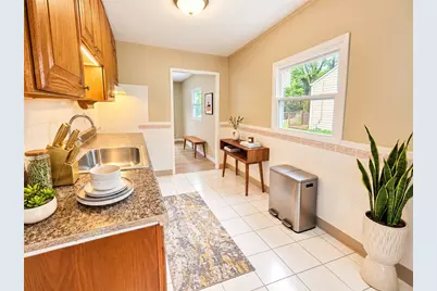 5017 Sherwood Rd, Bethel Park, PA 15102 - Photo 5