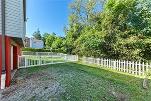1565 Loretta Dr, Pittsburgh, PA 15235 - Photo 23