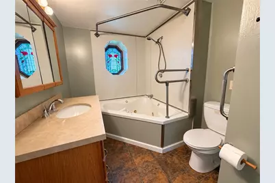 713 Allen Ave, Donora, PA 15033 - Photo 9