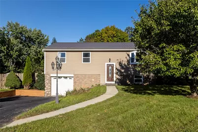 598 Joan Street, Cranberry Township, PA 16066 - Photo 3