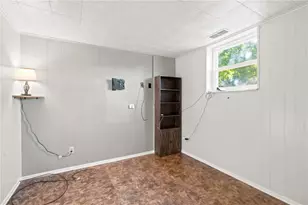 598 Joan St, Cranberry Township, PA 16066 - Photo 23