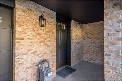 303 Sonnybrook Ct, Bethel Park, PA 15102 - Photo 3