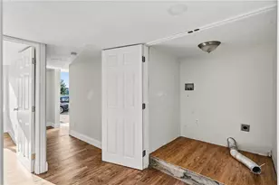 121 Lippert St, Pittsburgh, PA 15209 - Photo 25