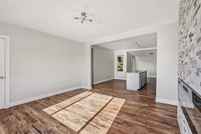 121 Lippert St, Pittsburgh, PA 15209 - Photo 9
