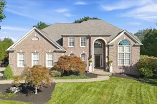 139 Sebago Lake Dr, Ohio Township, PA 15143 - Photo 1