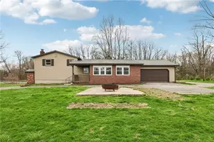 4412 W State St, Mahoning Township, PA 16116 - Photo 3