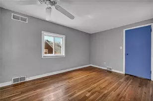 993 Homer Ave, Ross Twp, PA 15237 - Photo 17