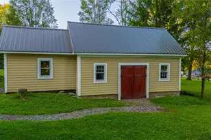 410 Matty Dr, Rostraver, PA 15012 - Photo 7