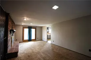1703 Scenery Dr, Elizabeth Twp/Boro, PA 15037 - Photo 11