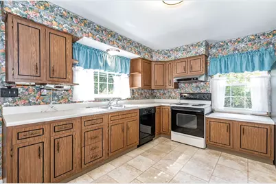 109 Rosewood Ave, Chippewa Township, PA 15010 - Photo 9
