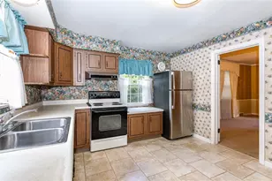 109 Rosewood Ave, Chippewa Township, PA 15010 - Photo 11