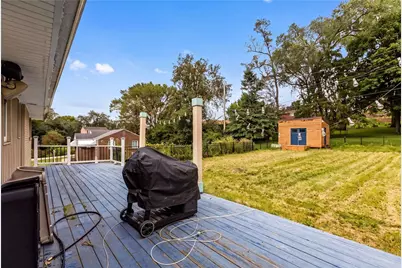 1233 McKinley Dr, Jefferson Hills, PA 15025 - Photo 25