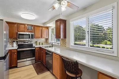 327 Joan Of Arc Court, Jefferson Hills, PA 15025 - Photo 5