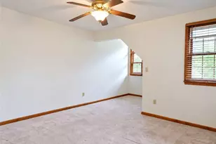 121 Windy Dr, Center Township, PA 16001 - Photo 13