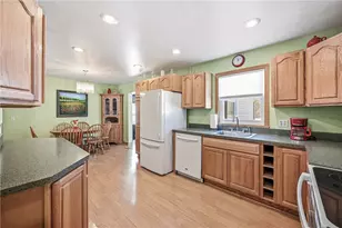733 Greenfield Rd, Lackawannock Township, PA 16137 - Photo 13