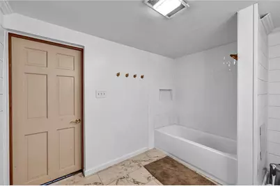 111 S Hitchman, Mt Pleasant Boro, PA 15666 - Photo 25