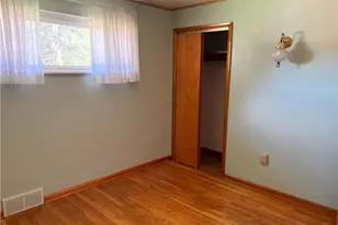230 Mccartney Dr, Moon/Crescent Twp, PA 15108 - Photo 11