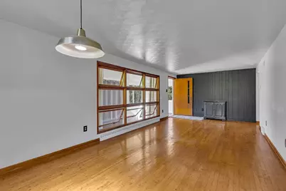118 Foster Rd, Beaver Falls, PA 15010 - Photo 5