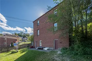 1599 Fallowfield Ave, Beechview, PA 15216 - Photo 31