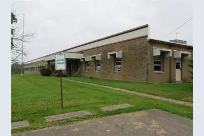 2426 Perry Hwy, Perry Township, PA 16130 - Photo 5