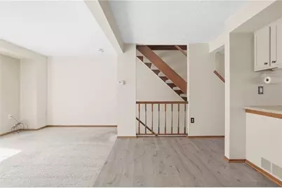 5011 Hamilton Dr, Hopewell Township, PA 15001 - Photo 7