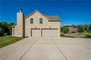 280 Palomino Dr, South Park, PA 15102 - Photo 7