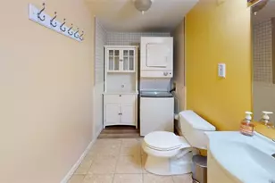 2120 Greentree Rd, Scott Township, PA 15220 - Photo 25