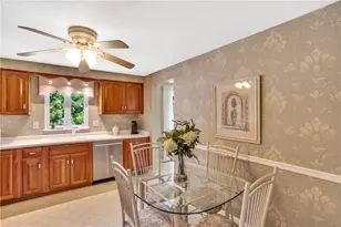 146 S Jamestown Rd, Moon/Crescent Twp, PA 15108 - Photo 5