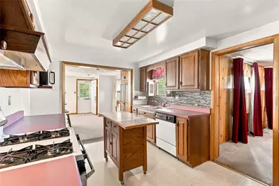 210 Edwards St, Dunbar Township, PA 15486 - Photo 15