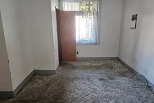 2255 Almont St, Pittsburgh, PA 15210 - Photo 3