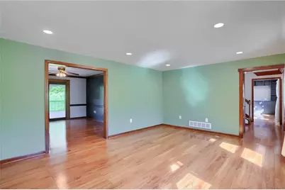 2525 Country Side Lane, Pittsburgh, PA 15090 - Photo 13